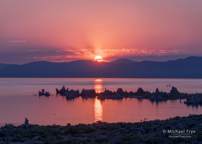 Sunrise, Mono Lake, CA, USA