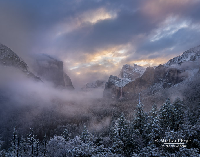 Winter sunrise from Tunnel View, Yosemite NP, CA, USA